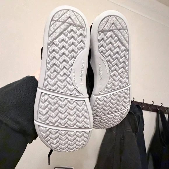 NEW Women's Xero® Prio Neo Cross-Training Shoes In Black/ White Size 7 - Picture 13 of 13